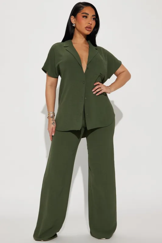Roxanne Pant Set - Olive sold by Fashion Nova