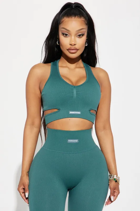 Roxane Ribbed Seamless Active Sports Bra - Teal sold by Fashion Nova