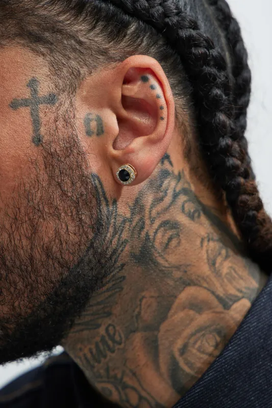 Black Cluster Stud Earing Set - Gold sold by Fashion Nova