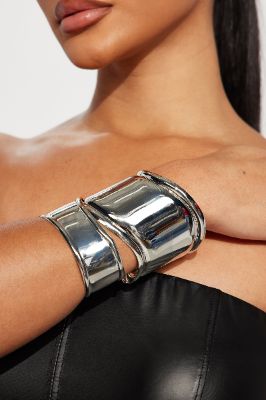 New To You 2 Piece Bracelet Set - Silver made by Fashion Nova