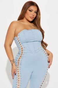 Get A Clue Denim Jumpsuit - Light Wash sold by Fashion Nova