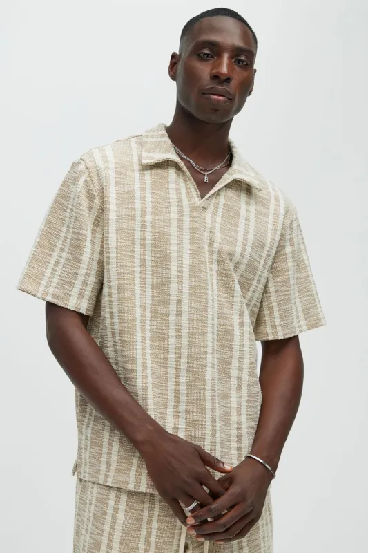 Kam Textured Polo - Tan/Multi sold by Fashion Nova