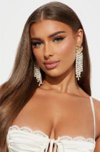 My Hearts Drop Earrings - Gold sold by Fashion Nova