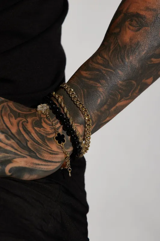 Iced Clover Bracelet Set - Gold sold by Fashion Nova