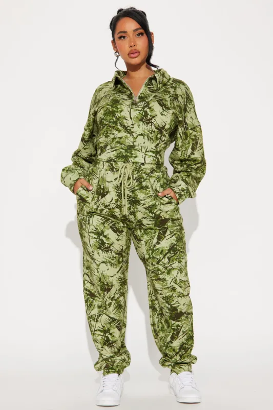 Hiding Out Fleece Pant Set - Green/combo sold by Fashion Nova