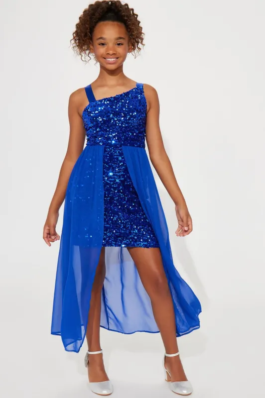 Mini Glitter Girl Sleeveless Dress - Royal sold by Fashion Nova