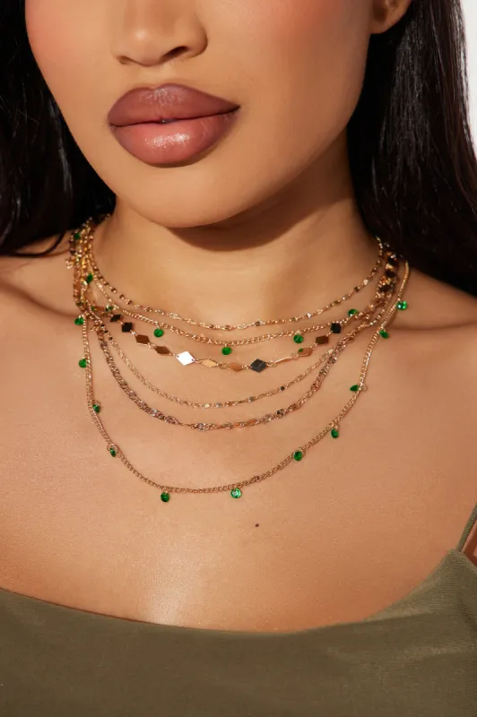 Green Iris Necklace - Gold/Green sold by Fashion Nova