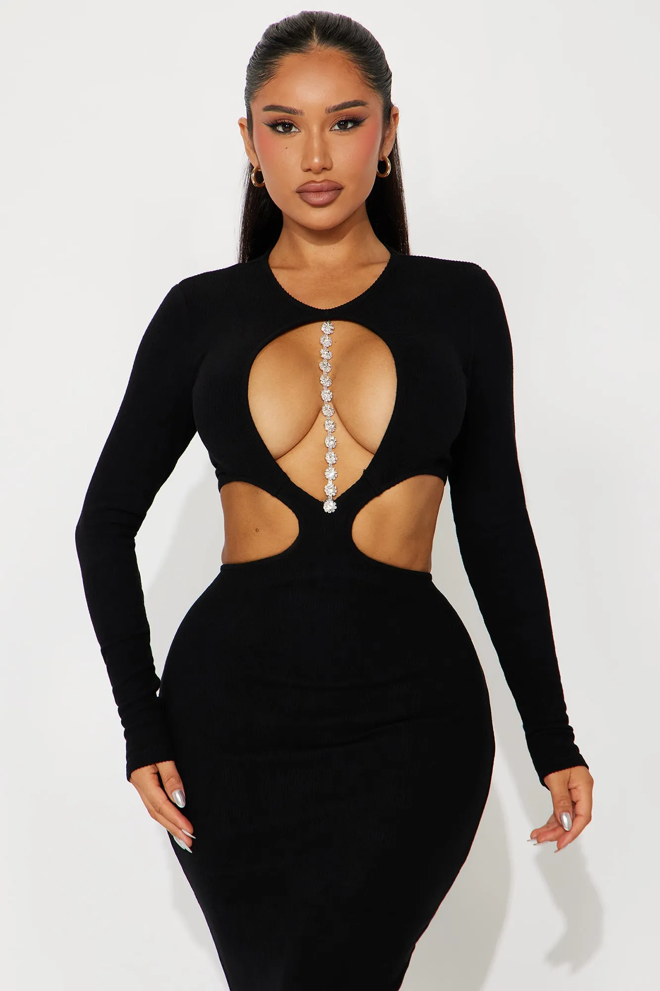 Victoria Ribbed Cut Out Maxi Dress - Black sold by Fashion Nova product image thumbnail 2