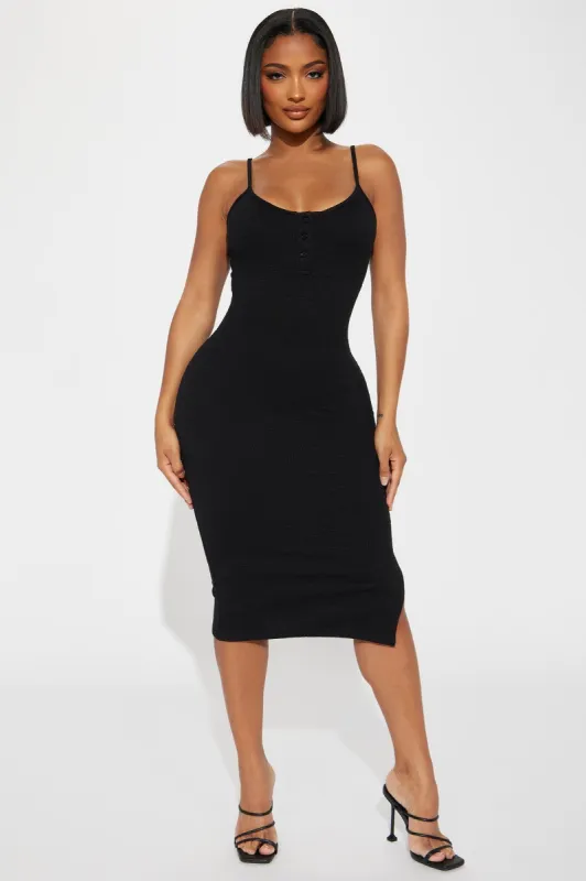 Patty Textured Midi Dress - Black sold by Fashion Nova
