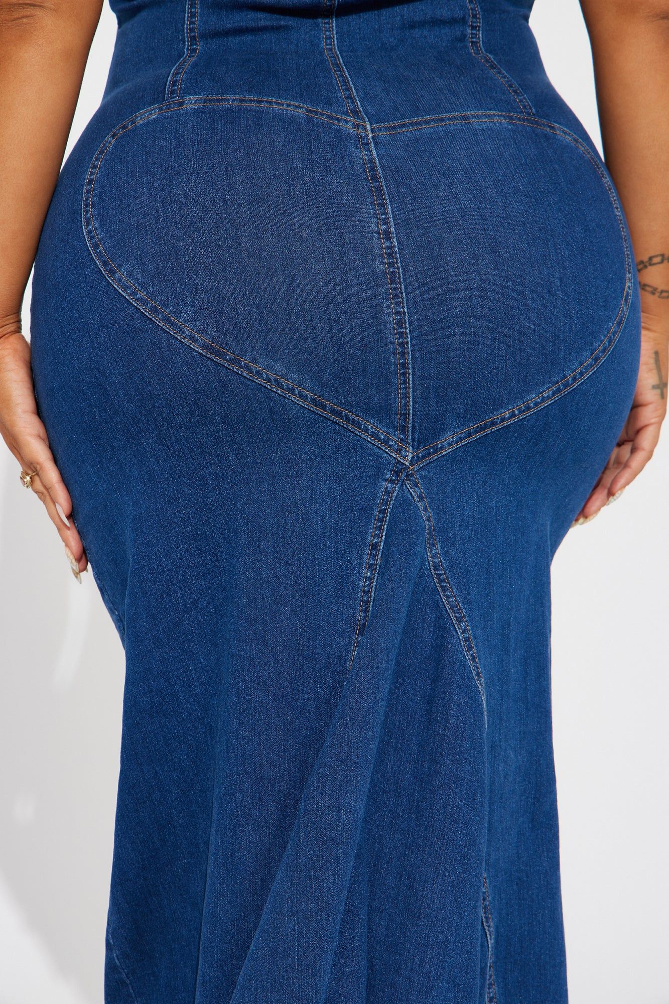 Kelly Denim Maxi Dress - Medium Wash sold by Fashion Nova product image thumbnail 8