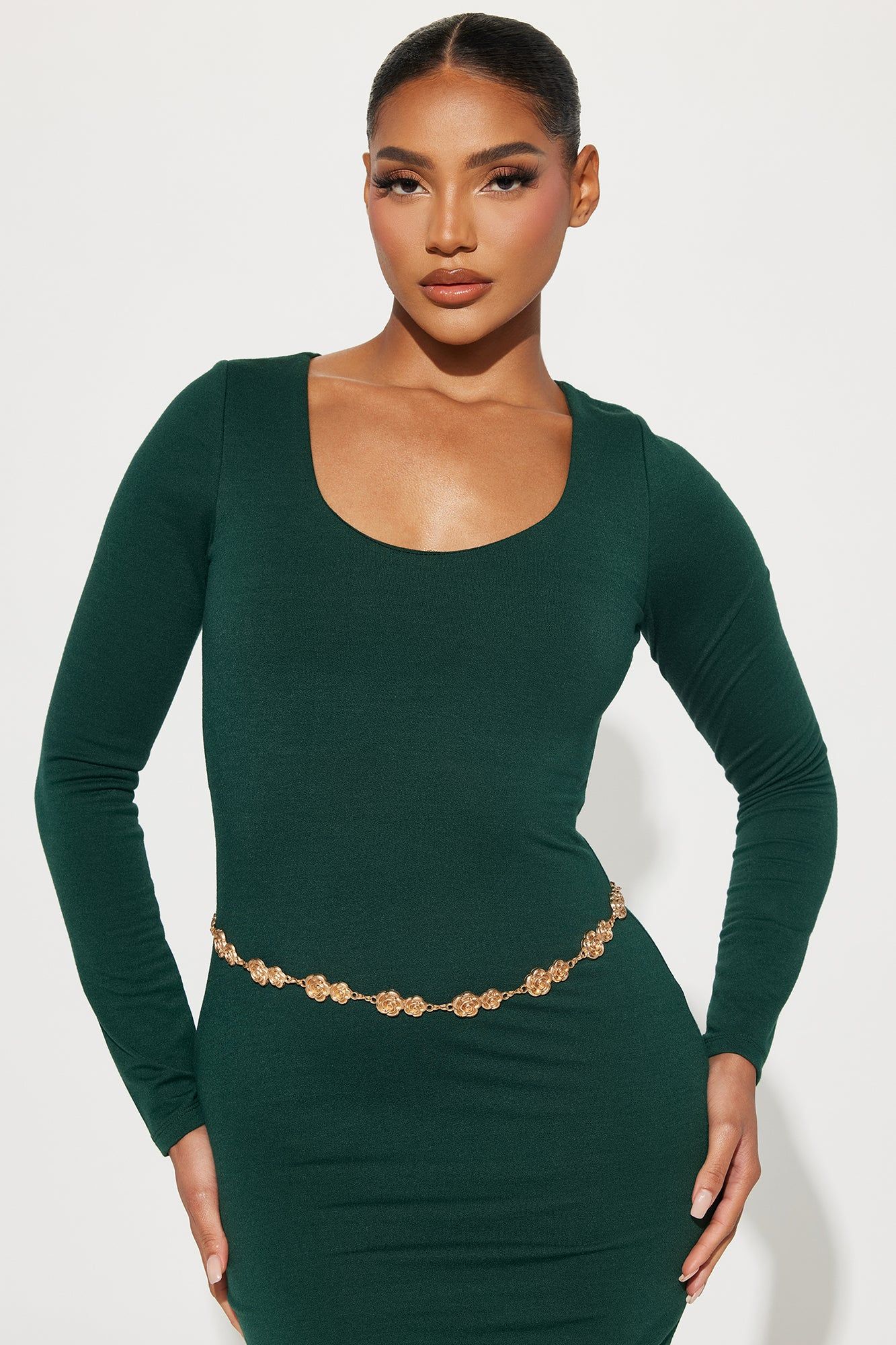 Rose Garden Chain Belt - Gold sold by Fashion Nova product image thumbnail 2