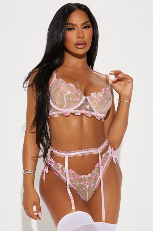Lover Girl Embroidered 3 Piece Garter Set - Pink sold by Fashion Nova