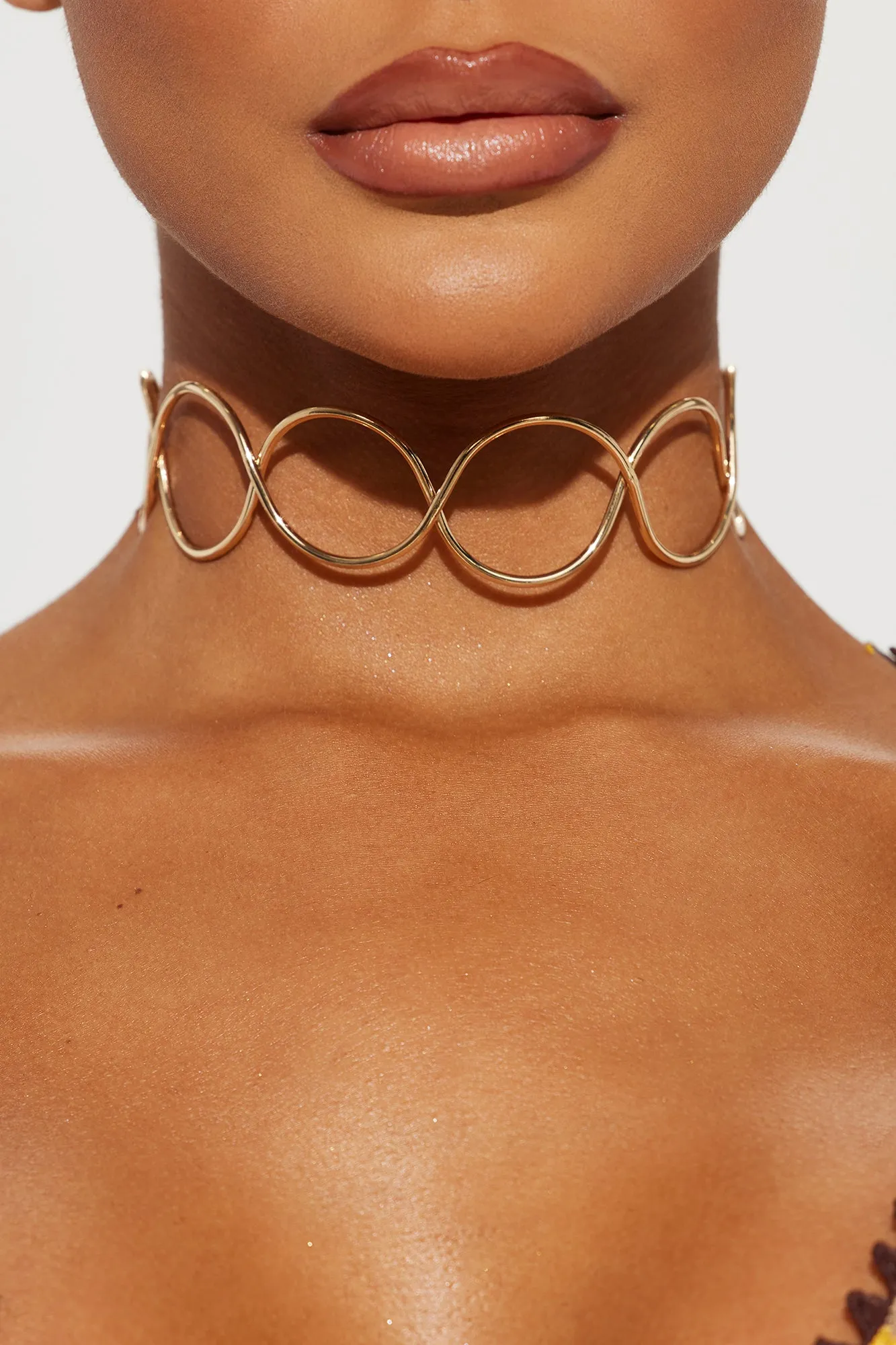 Dance Around Choker - Gold sold by Fashion Nova