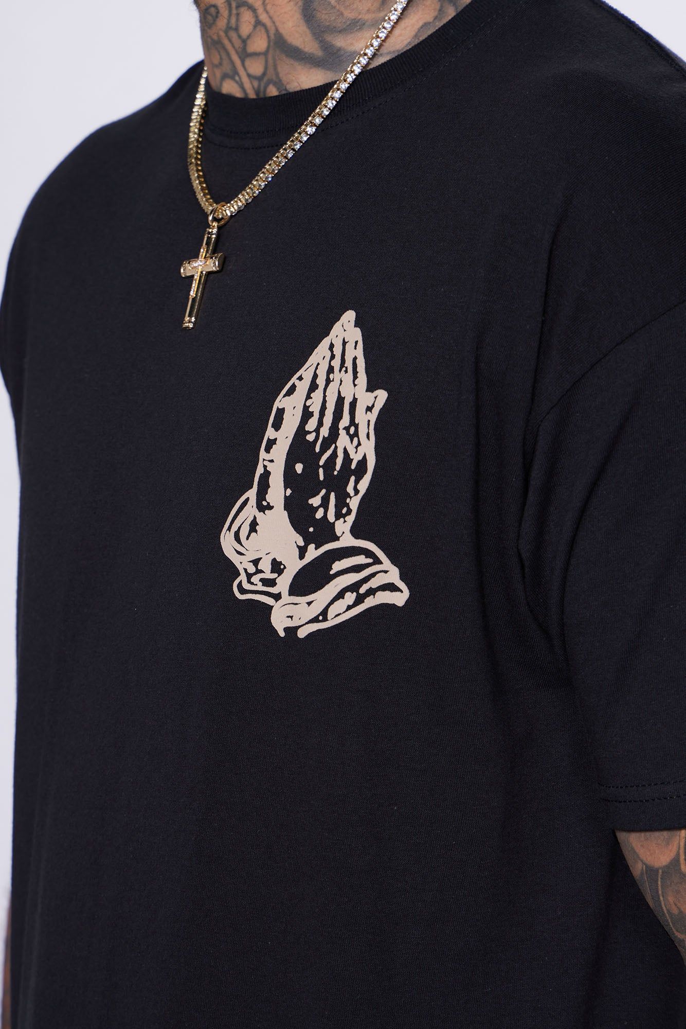 Only Judge Short Sleeve Tee - Black sold by Fashion Nova product image thumbnail 4