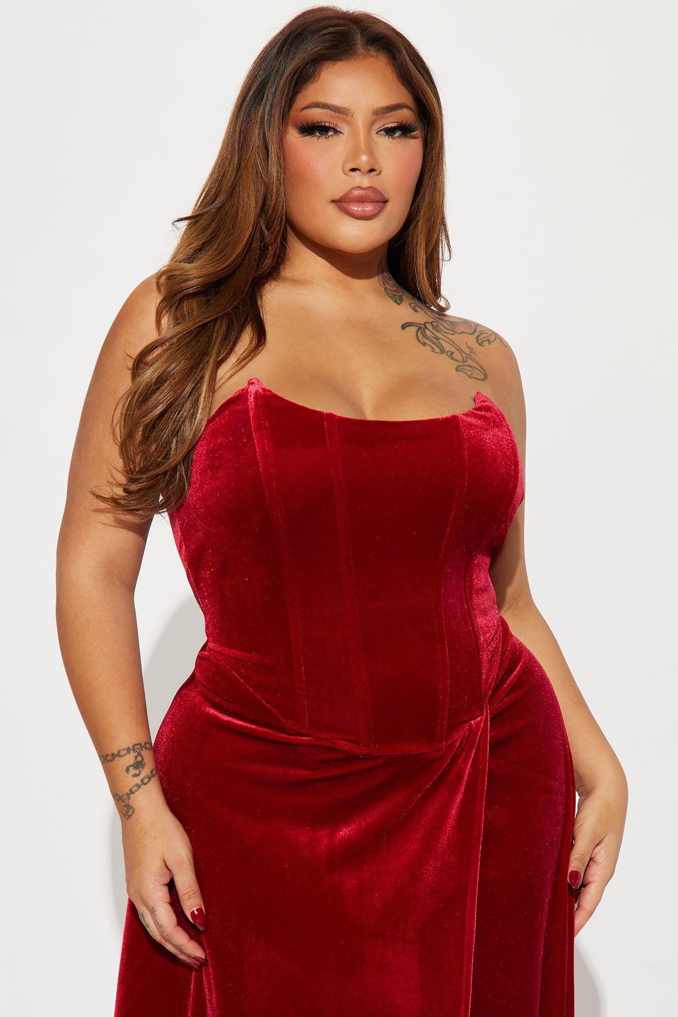 Leila Velvet Maxi Dress - Red sold by Fashion Nova product image thumbnail 5