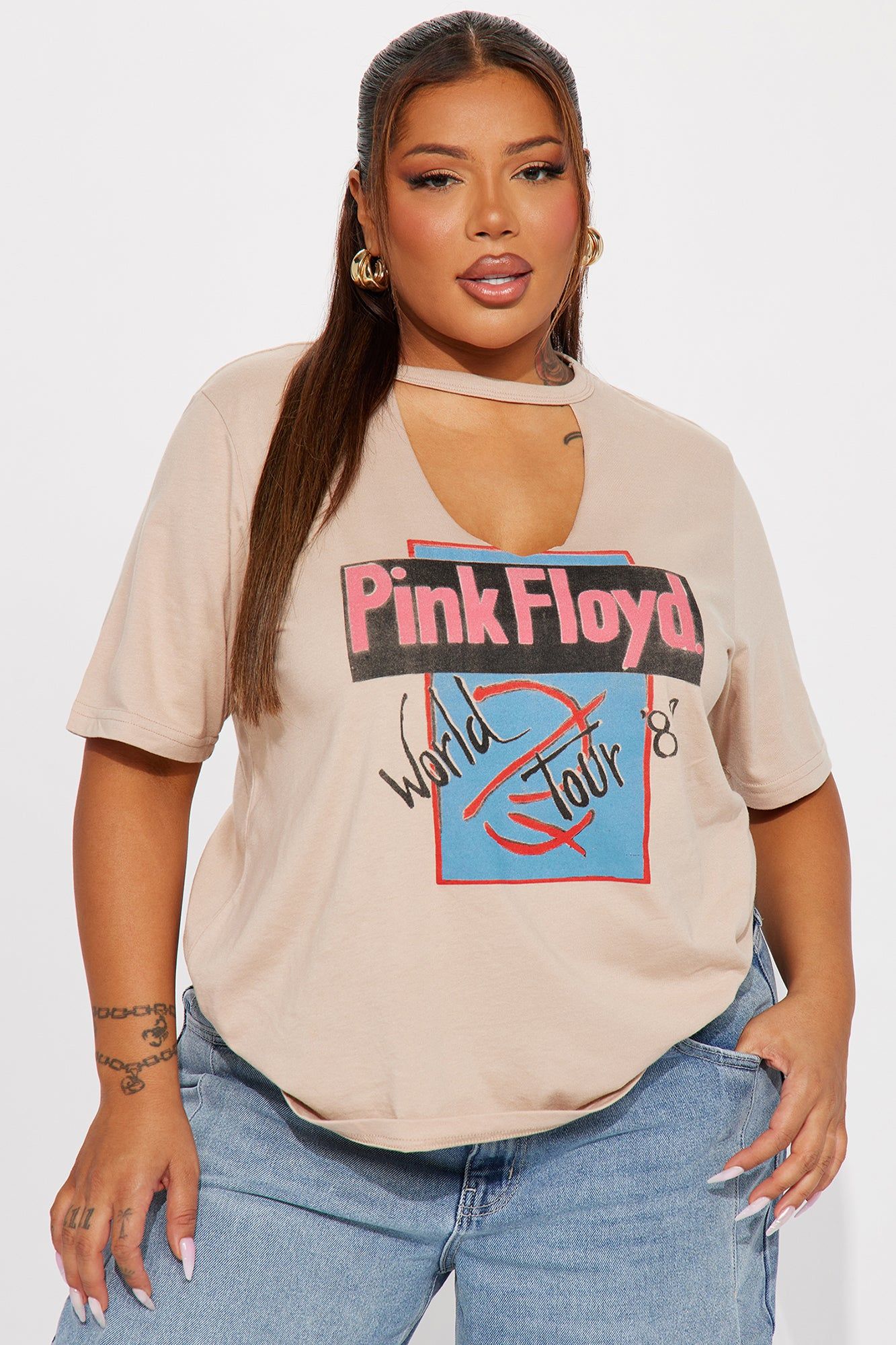 Pink Floyd World Tour '87 Tshirt - Taupe sold by Fashion Nova product image thumbnail 6