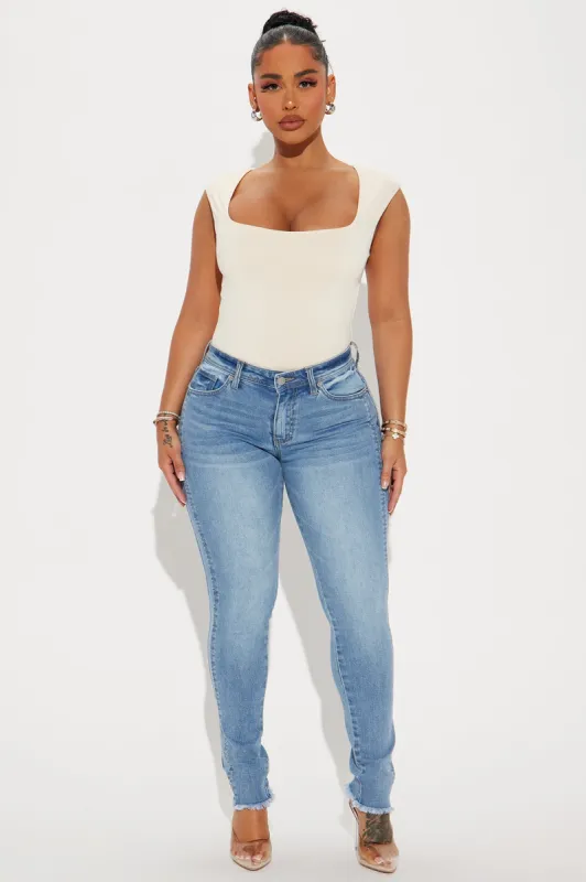 Handling It Stretch Skinny Jeans - Medium Wash sold by Fashion Nova