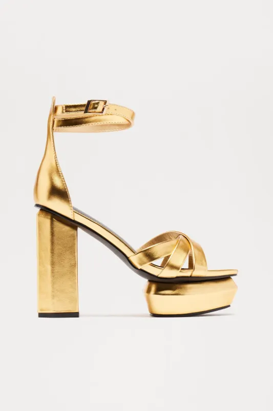Bobbie Ultra Platform Heels - Gold sold by Fashion Nova