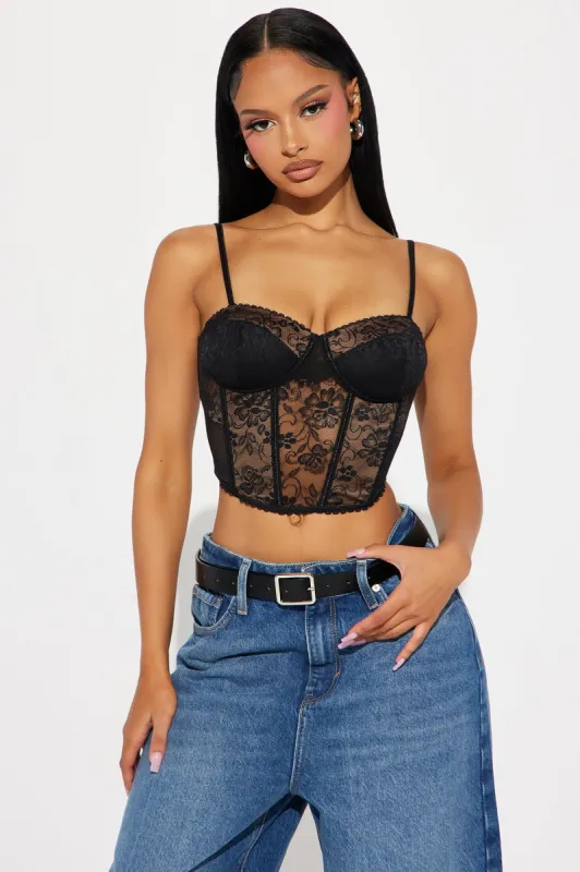 Sasha Lace Corset Top - Black sold by Fashion Nova