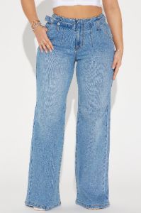 All Talk Belted Wide Leg Jeans - Medium Wash sold by Fashion Nova