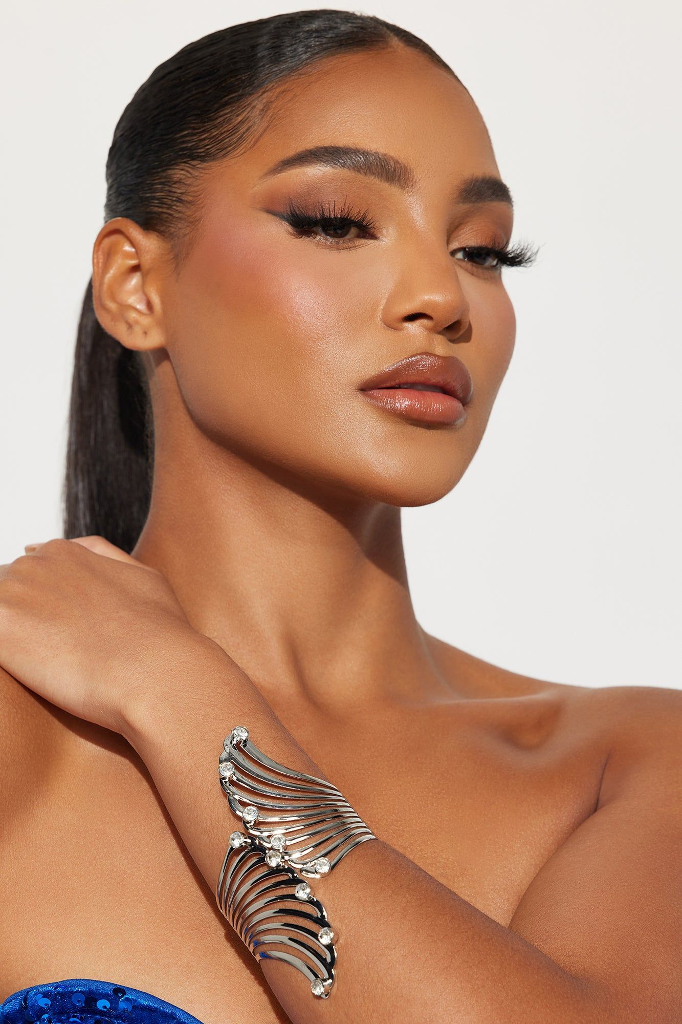 Angel Wings Bracelet - Silver sold by Fashion Nova product image thumbnail 3