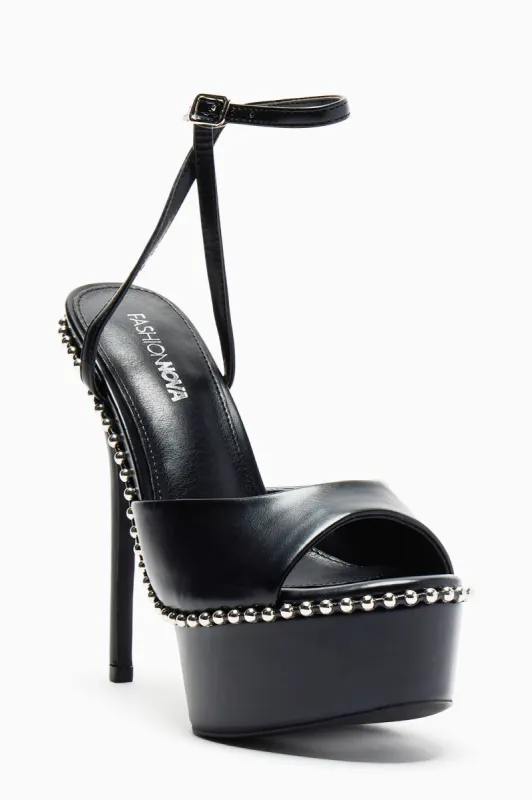 Game Changing Platform Heels - Black sold by Fashion Nova