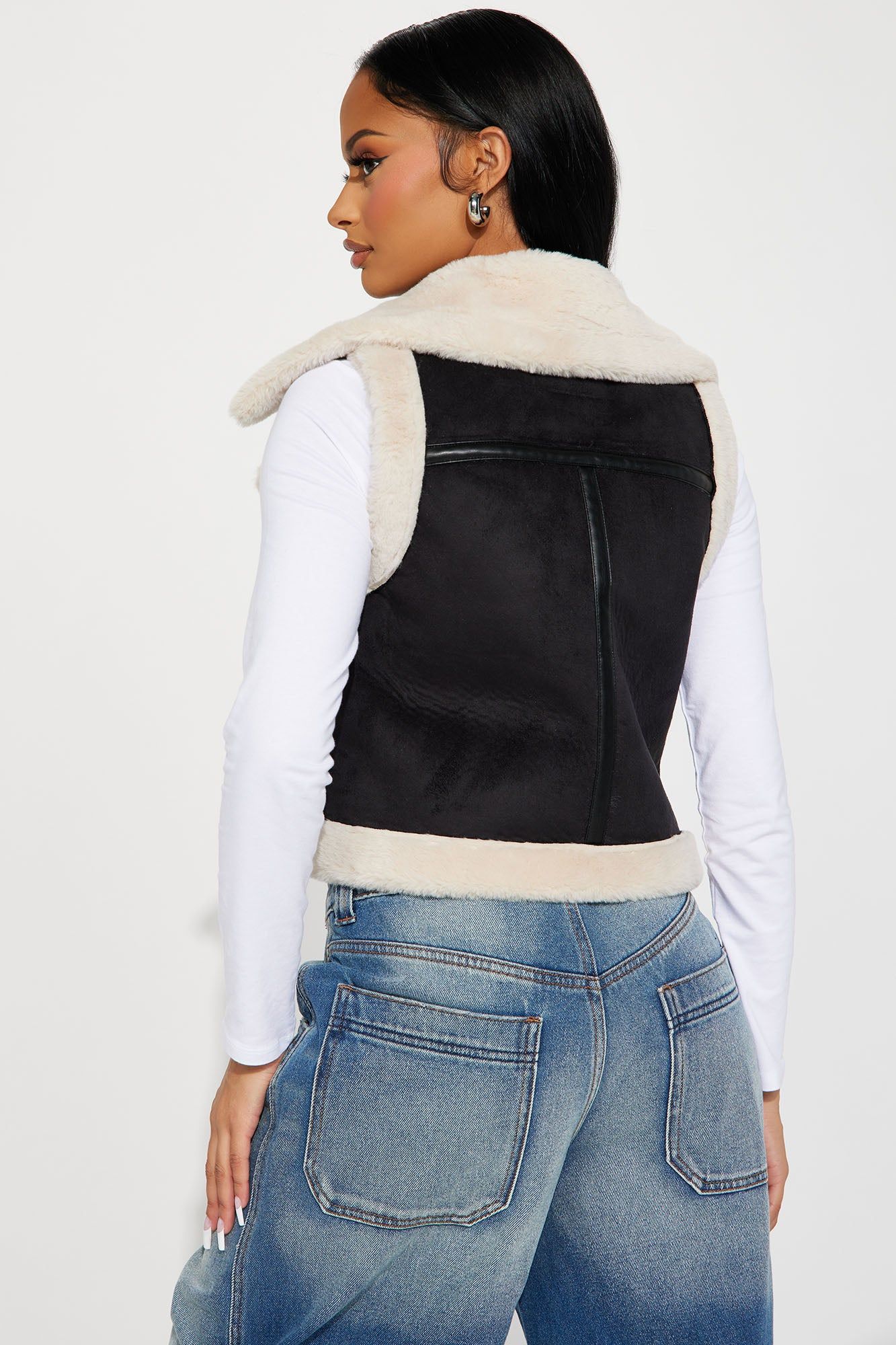 Cold Night Out Shearling Vest - Black sold by Fashion Nova product image thumbnail 3