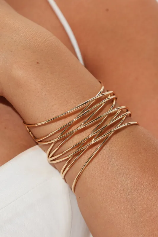 Waves In Maui Cuff Bracelet - Gold sold by Fashion Nova