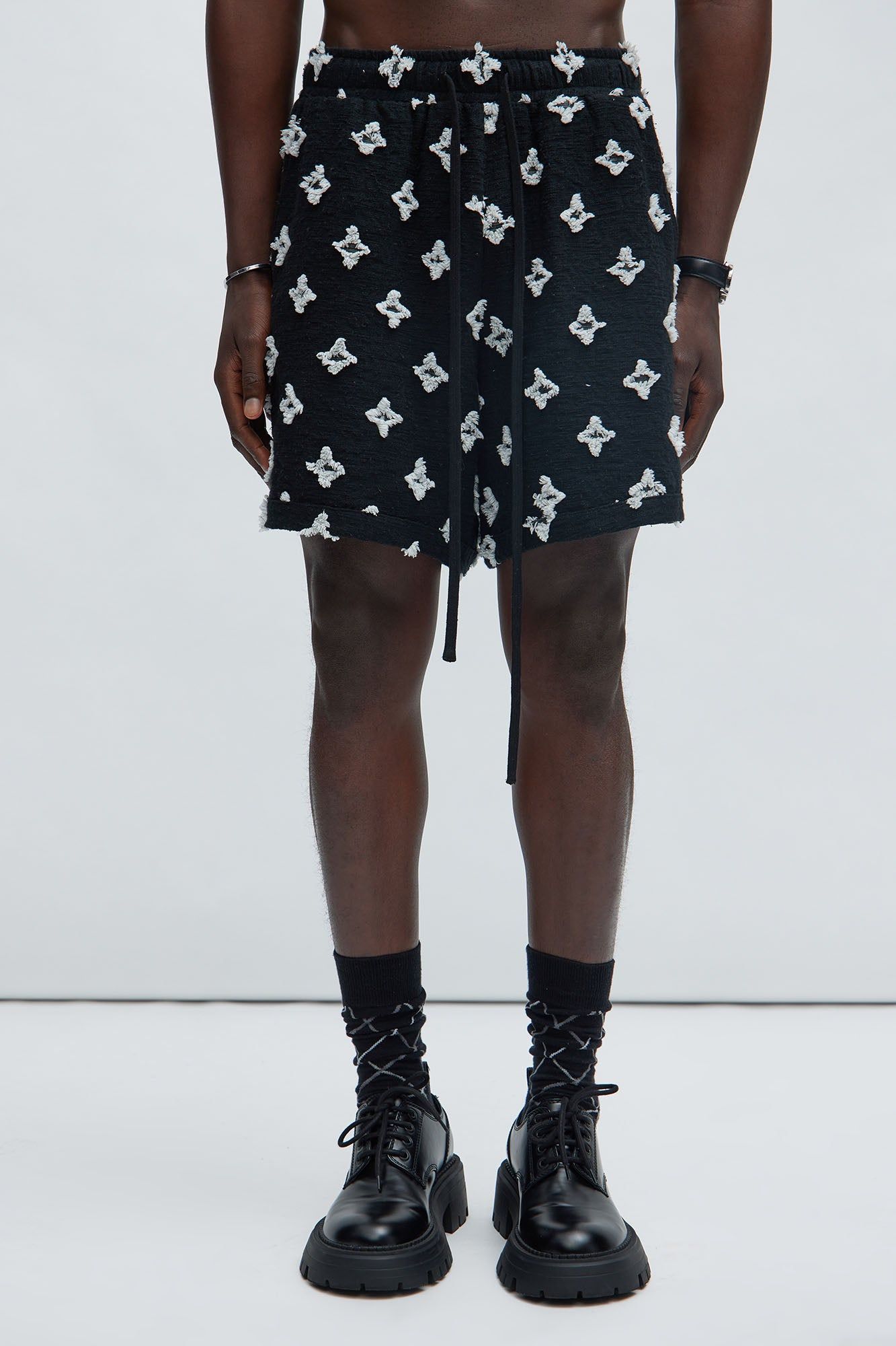 Starlet Warmup Shorts - Black sold by Fashion Nova product image thumbnail 4