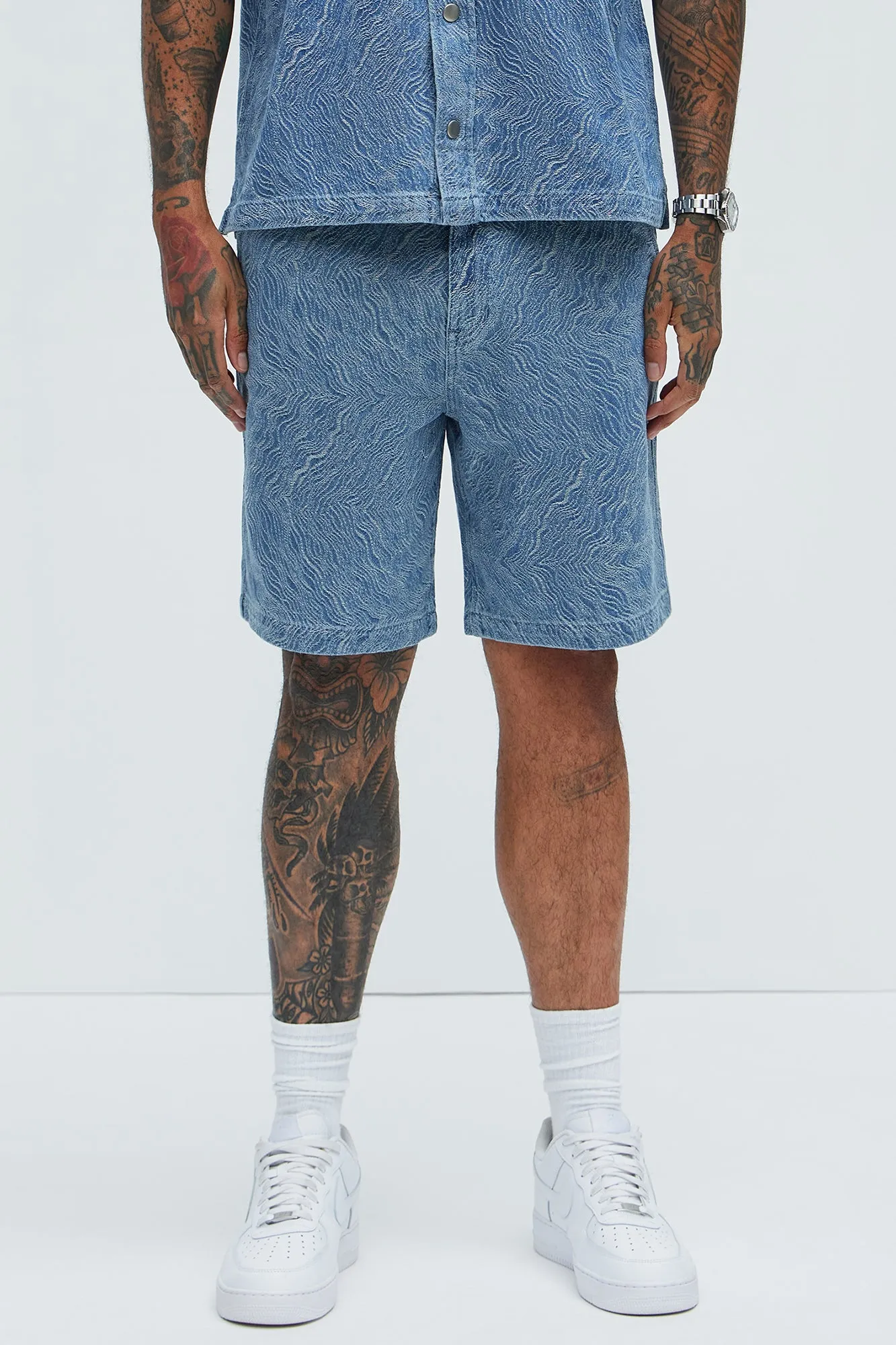 Seashell Relaxed Denim Shorts - Light Wash sold by Fashion Nova product image thumbnail 4