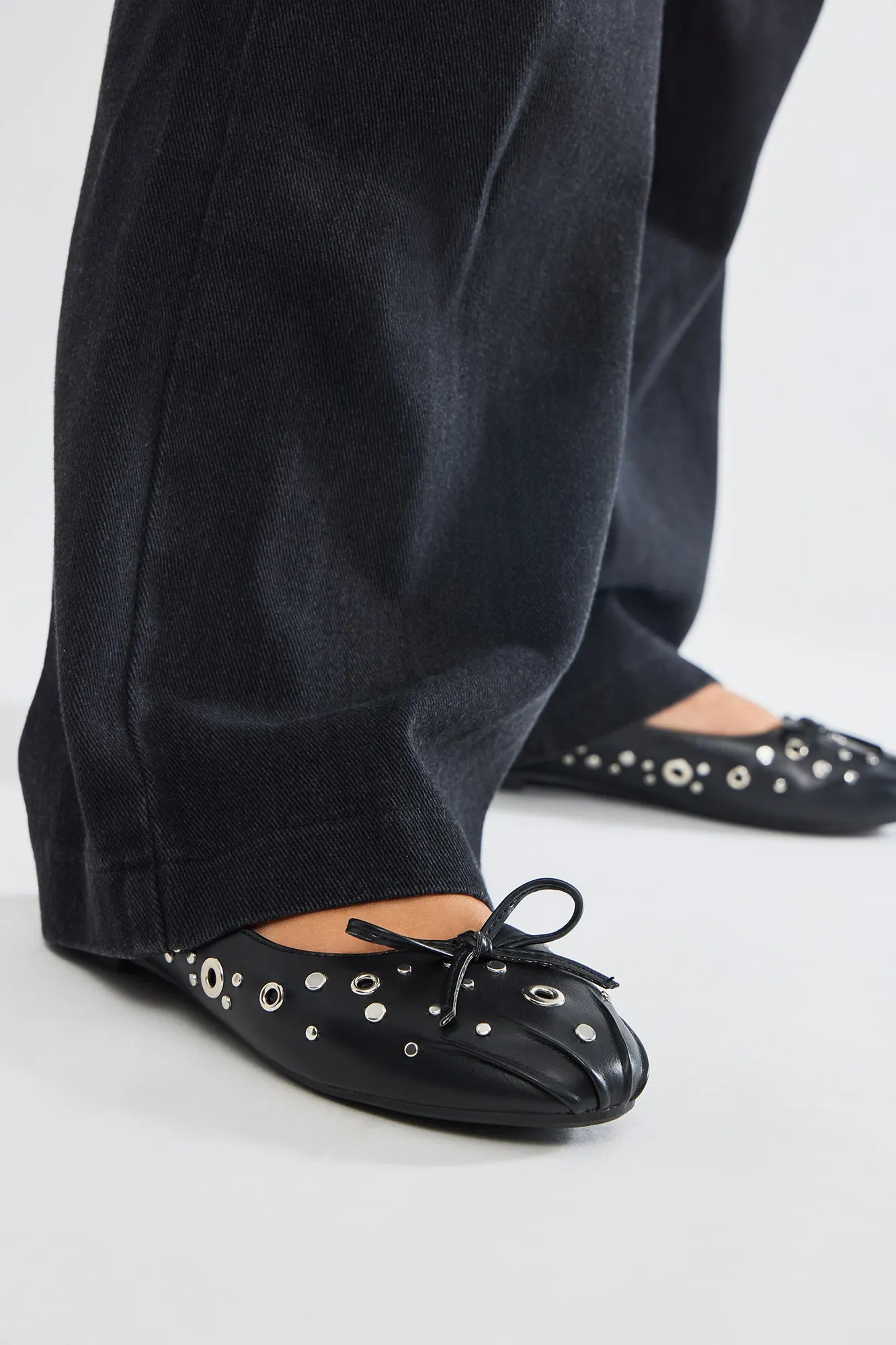 So In Love Grommet Flats - Black sold by Fashion Nova product image thumbnail 3
