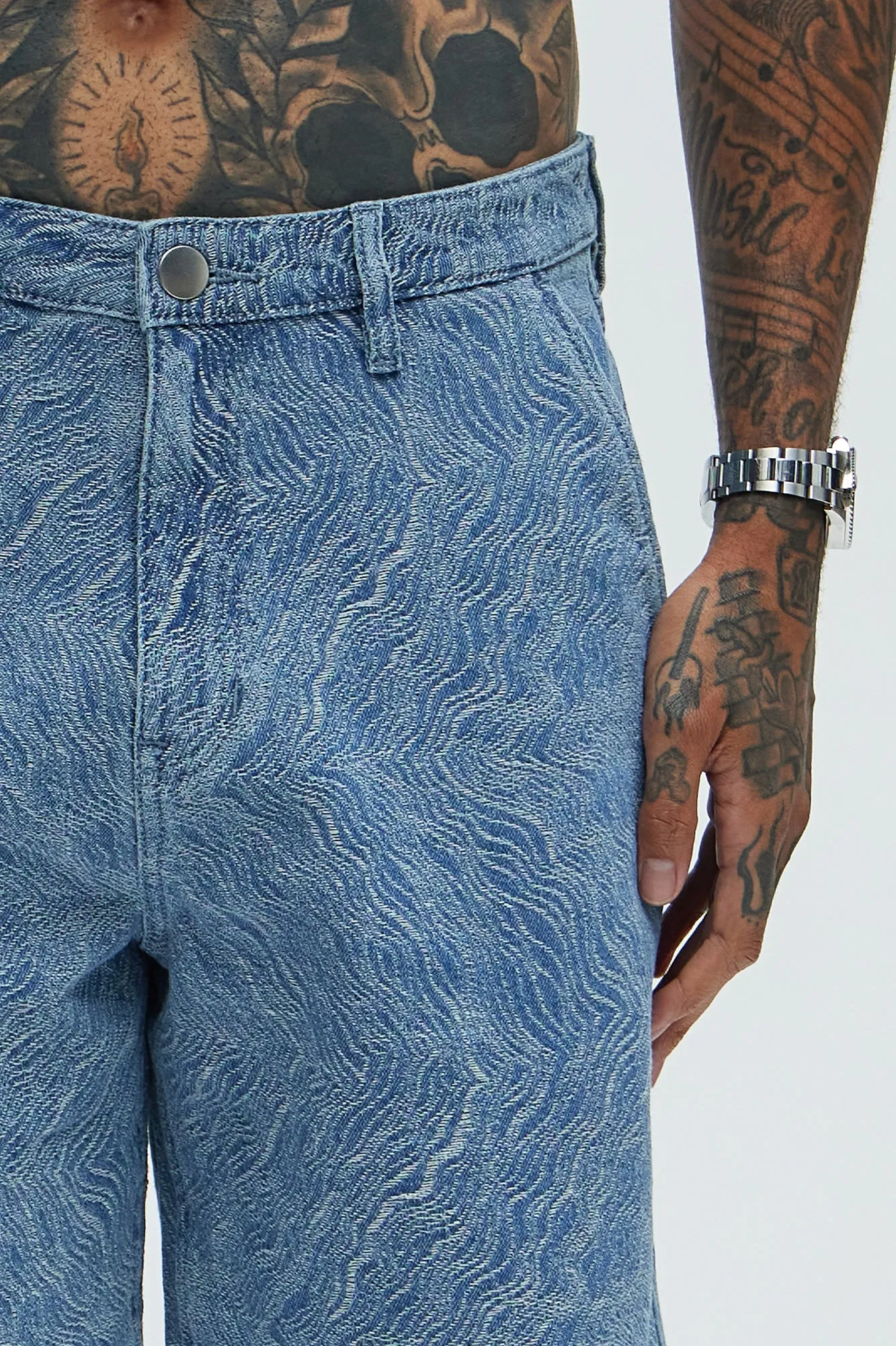 Seashell Relaxed Denim Shorts - Light Wash sold by Fashion Nova product image thumbnail 3