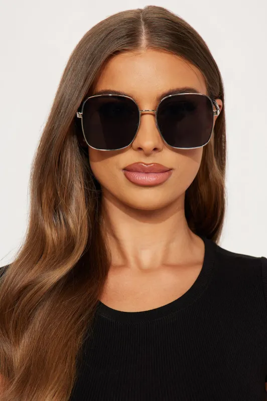 I'll TTYL Sunglasses - Black sold by Fashion Nova