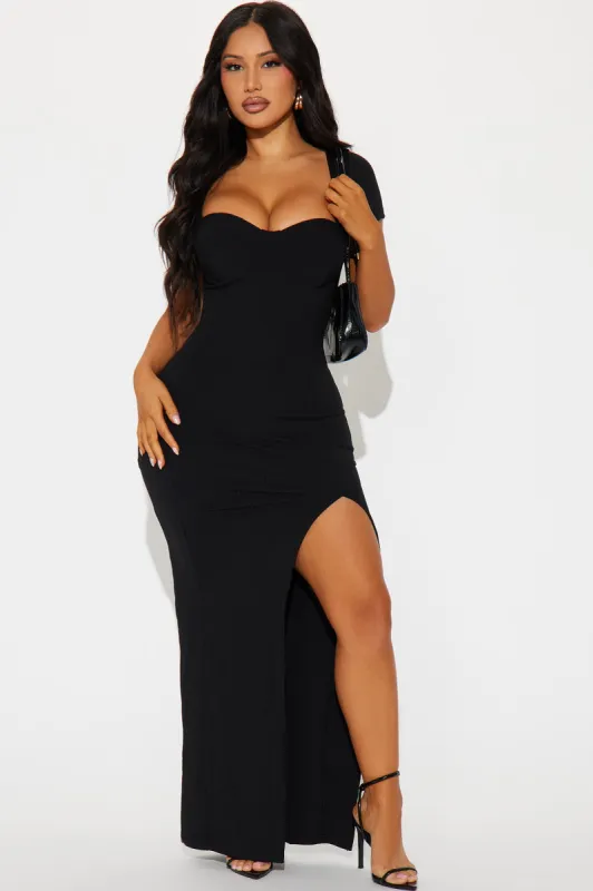 Ashton Short Sleeve Maxi Dress - Black sold by Fashion Nova