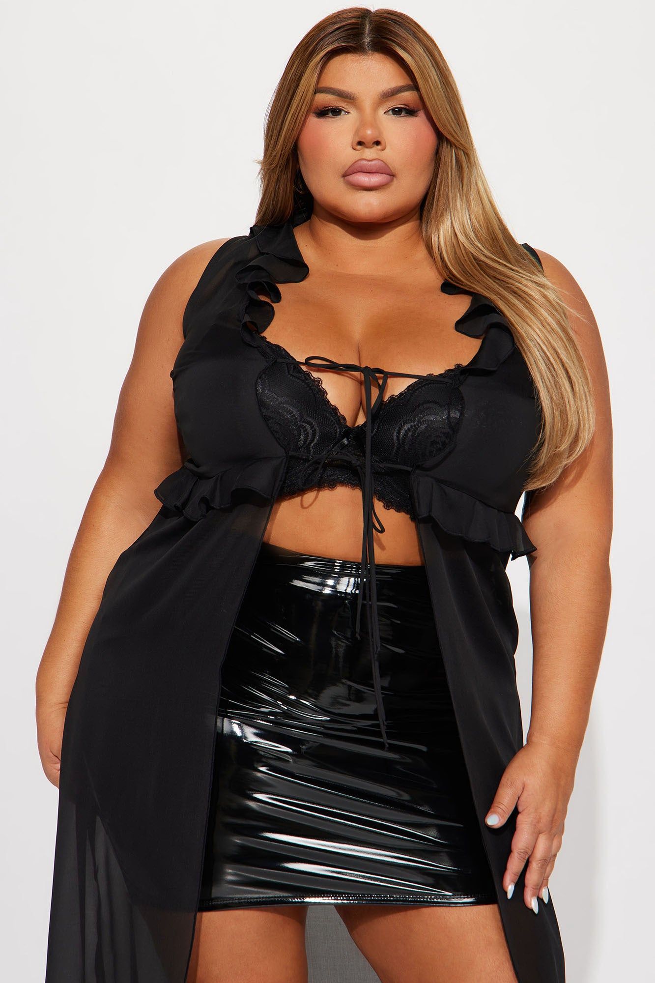 Maranta Maxi Top - Black sold by Fashion Nova product image thumbnail 2