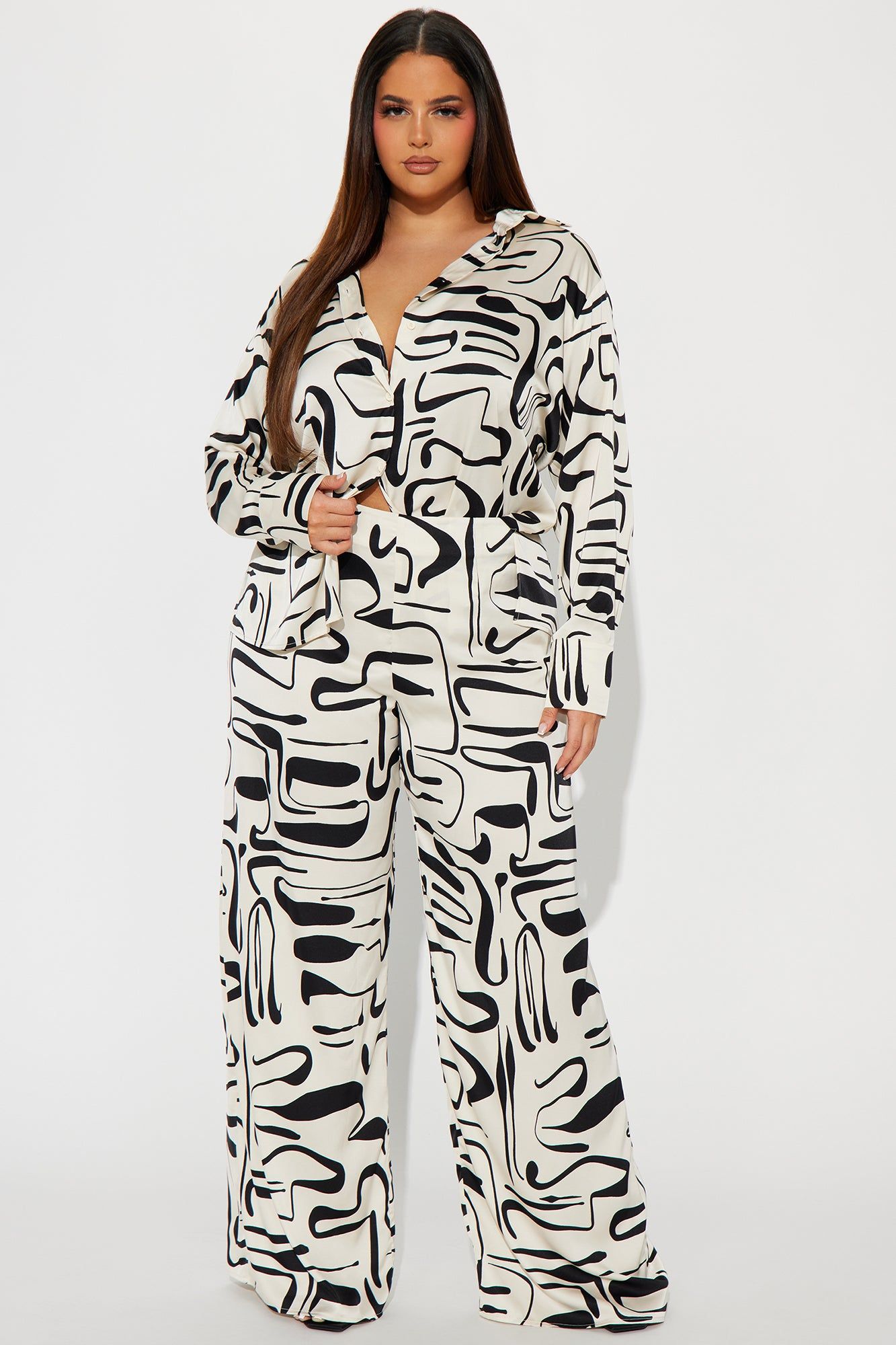 Sara Abstract Satin Pant Set - Black/combo sold by Fashion Nova product image thumbnail 4