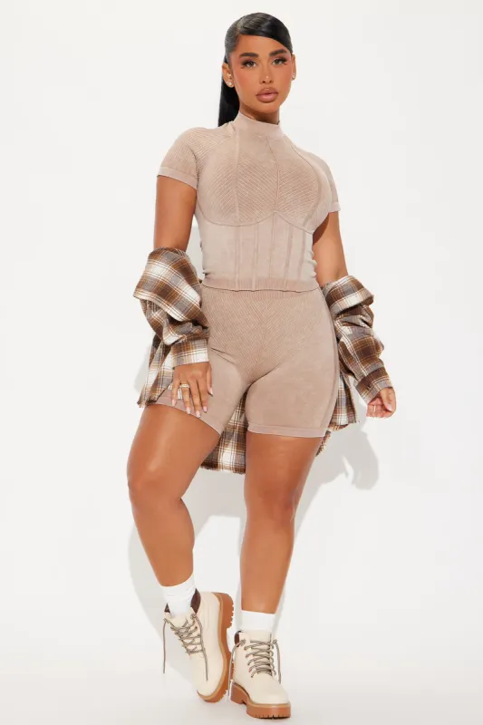 Hiking Hottie Washed Seamless Active Set - Taupe sold by Fashion Nova