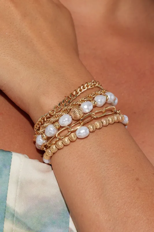 Modern Day Romance Bracelet Set - Gold sold by Fashion Nova