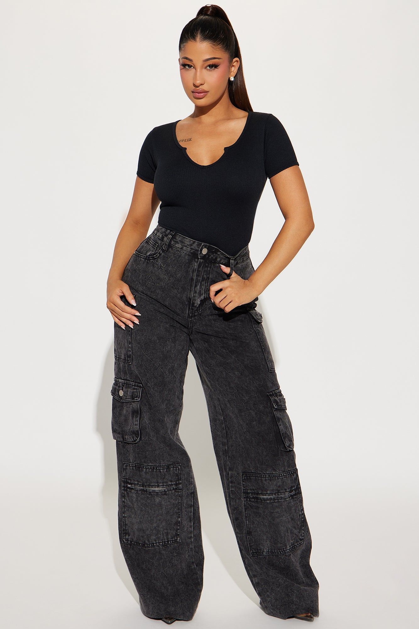 Sara Seamless Short Sleeve Top - Black sold by Fashion Nova product image thumbnail 2