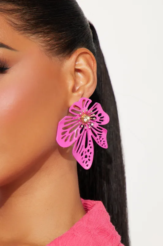 Maui Mommy Earrings - Fuchsia sold by Fashion Nova