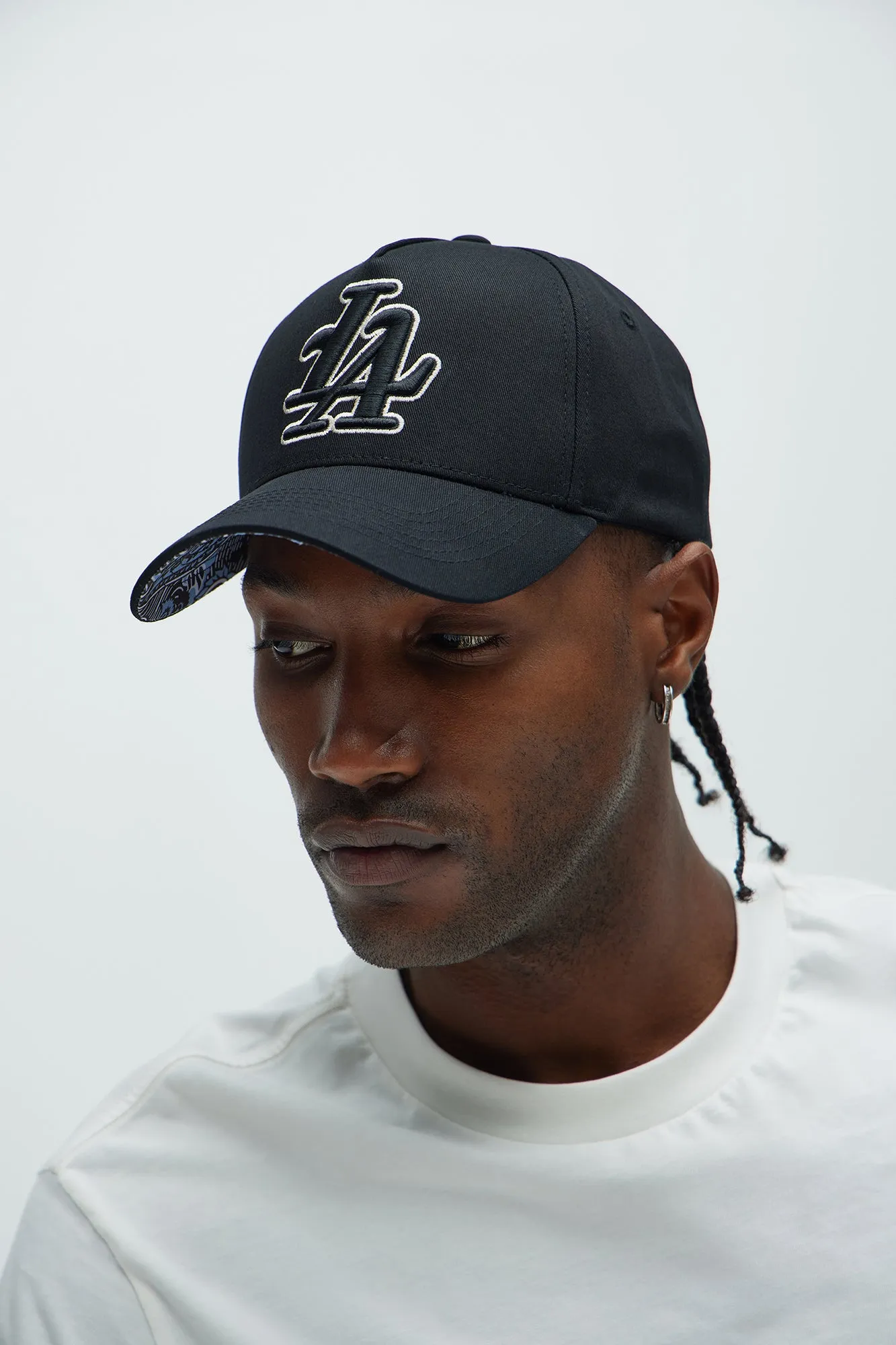 La Outline Snapback Hat - Black sold by Fashion Nova