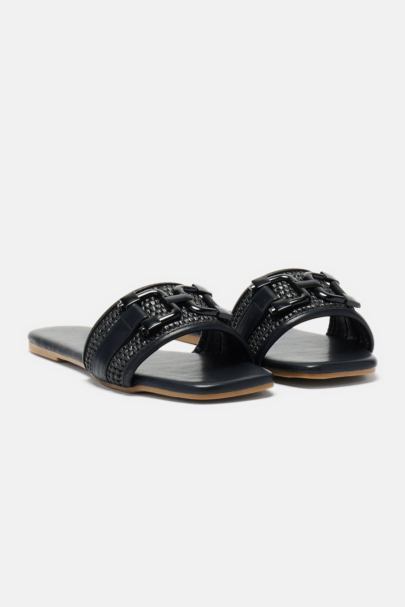 Sunday Strolls Flat Sandals - Black sold by Fashion Nova product image thumbnail 4