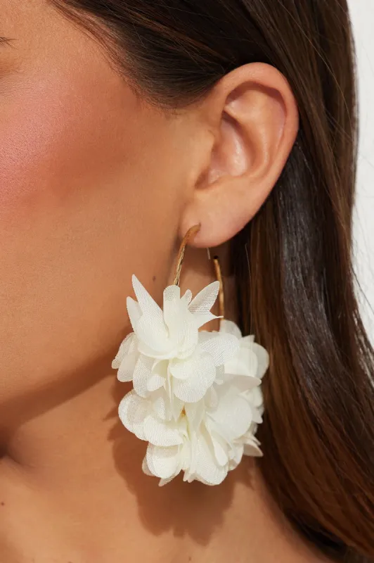 Bouquet Of Flowers Earrings - White/Gold sold by Fashion Nova