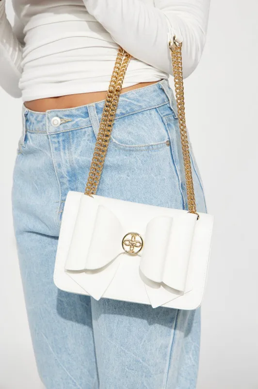 Pretty As A Bow Handbag - White sold by Fashion Nova