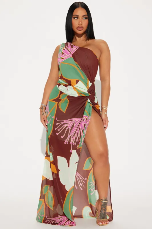 Living Tropical Maxi Dress - Chocolate/Combo sold by Fashion Nova