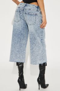 Leaving Him Behind Cropped Wide Leg Jeans - Light Wash sold by Fashion Nova