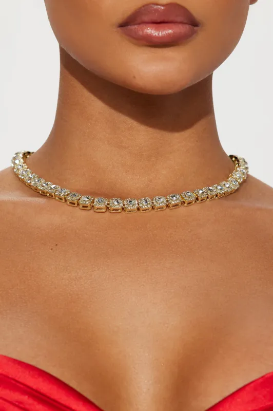 Rich Classy Girl Necklace - Gold sold by Fashion Nova