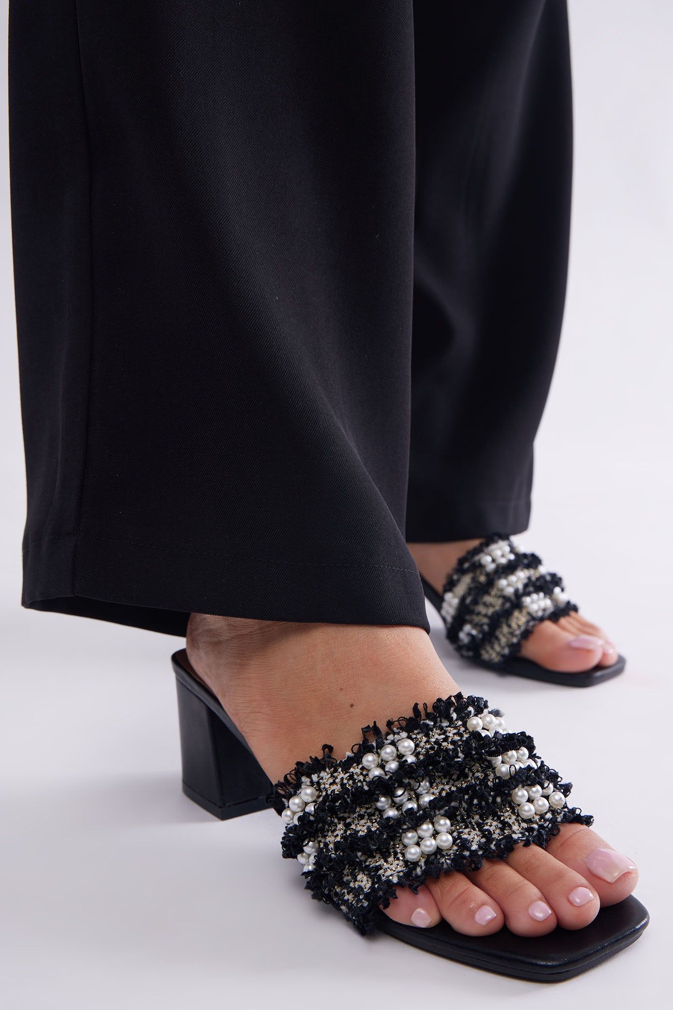 Laura Heeled Mules - Black sold by Fashion Nova product image thumbnail 4