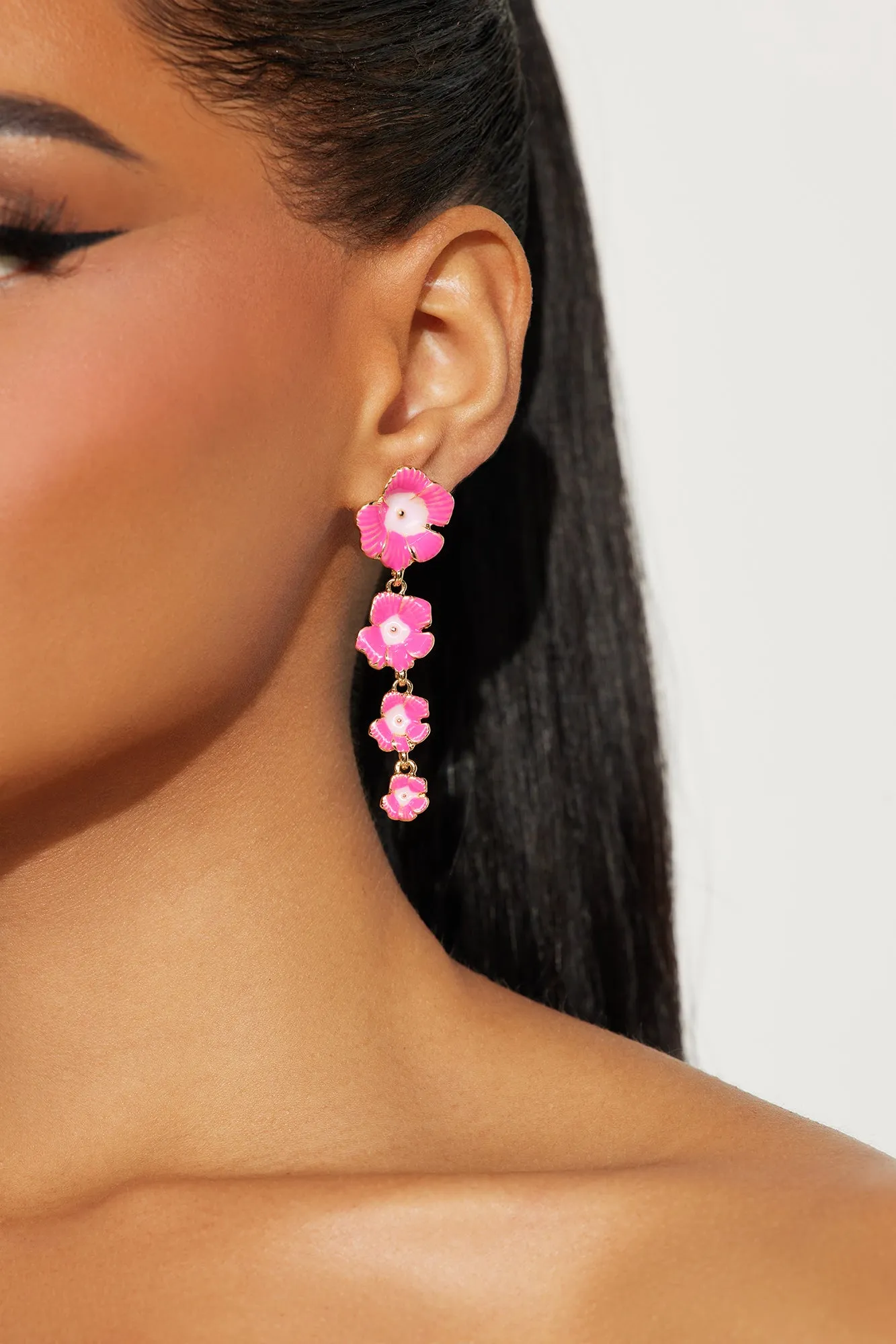 Luau Flower Earrings - Pink sold by Fashion Nova