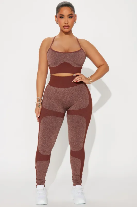 Train With Me Shaping Active Set - Brown sold by Fashion Nova